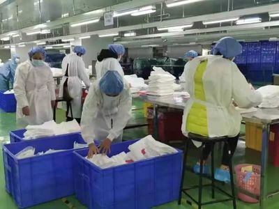 佛山市總工會慰問防護用品生產(chǎn)一線職工